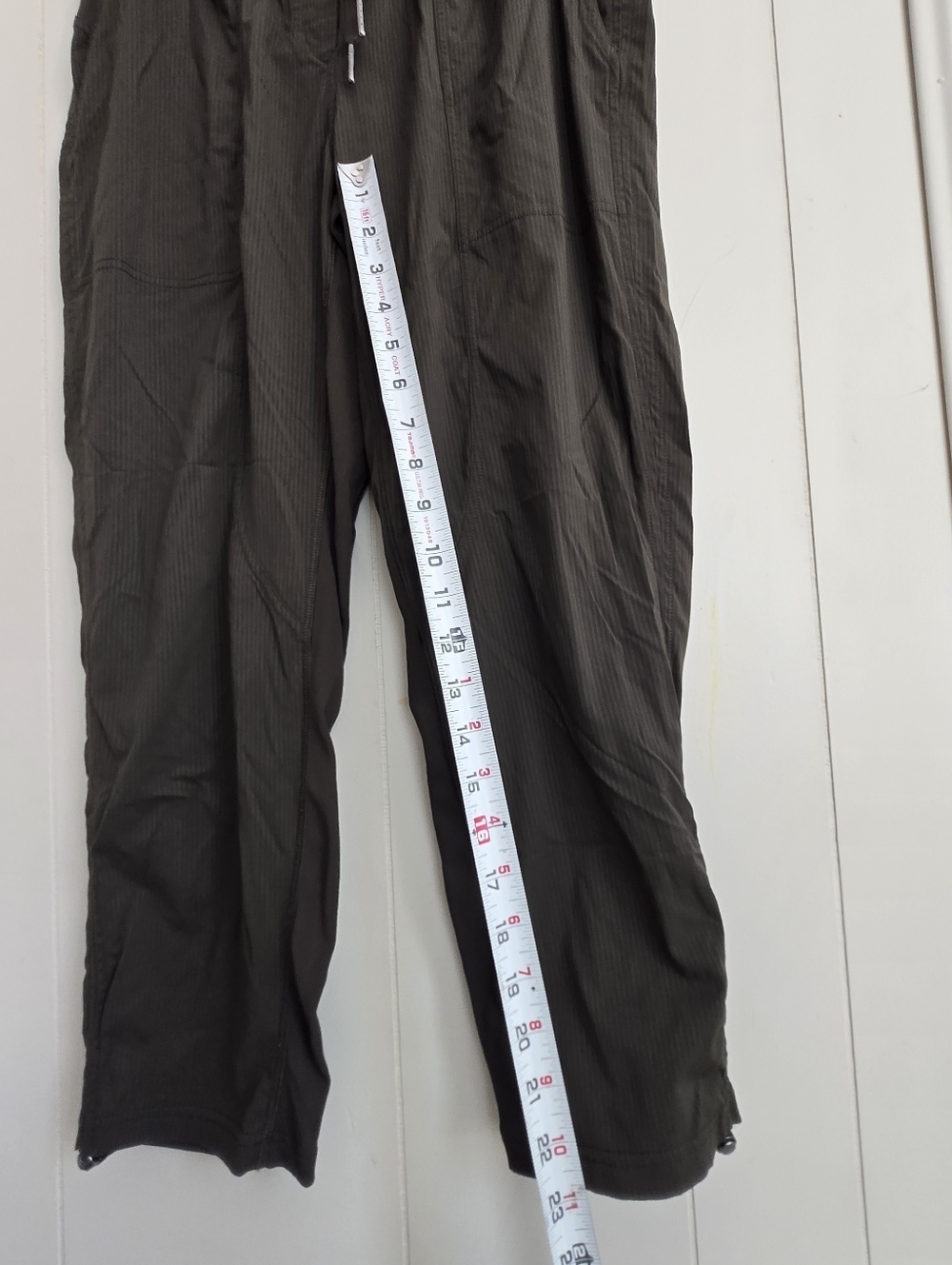 Lululemon Women's Drawstring Track Joggers-Size 6 - Picture 5 of 8